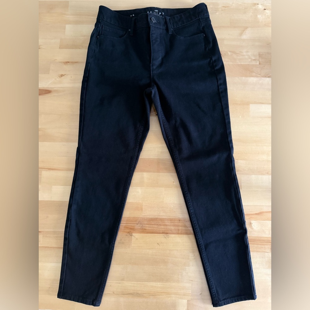White House Black Market Sculpt Skinny Ankle Jeans Black Size 4 EUC - Picture 2 of 7
